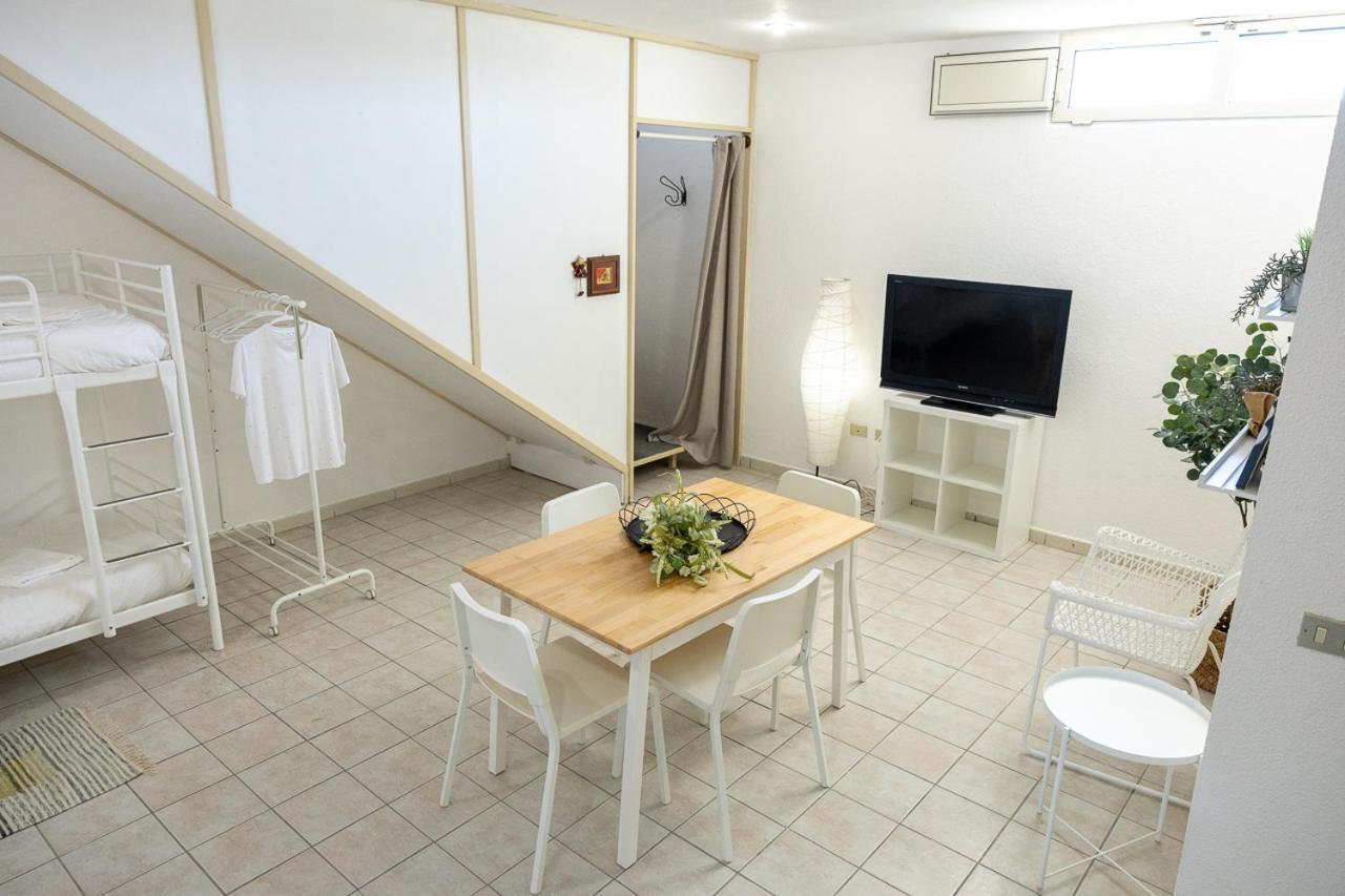 Gli Ulivi Di Gino Bed and Breakfast Sanarica Buitenkant foto