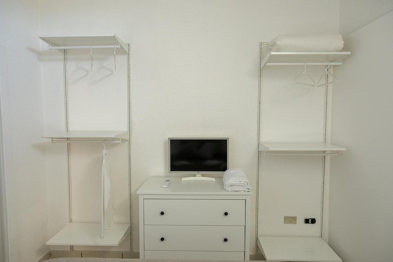 Gli Ulivi Di Gino Bed and Breakfast Sanarica Buitenkant foto