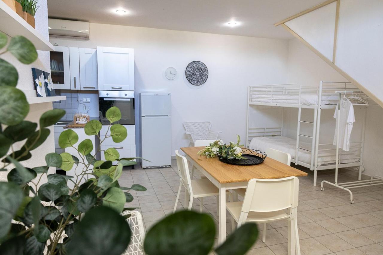 Gli Ulivi Di Gino Bed and Breakfast Sanarica Buitenkant foto